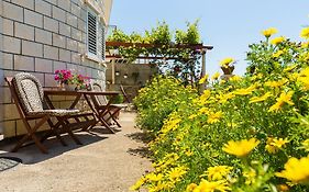 Sunshine Apartments